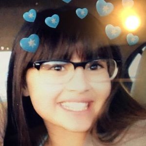 Meet your Posher, Kassandra